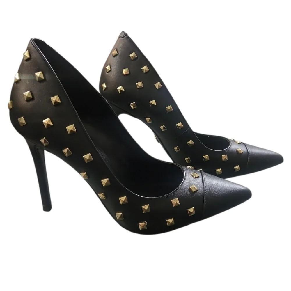 Michael Michael Kors Keke Black Leather Gold Stud Pump 6.5